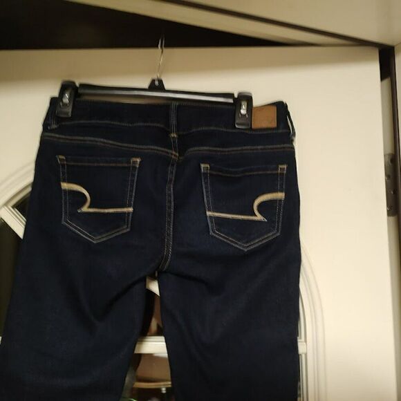 American Eagle Stretch Artist Dark Blue Cropped Jeans Size Women's 4 - Picture 3 of 3
